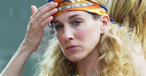 Carrie Bradshaw's 5 Signature Accessories From 'Sex & The .